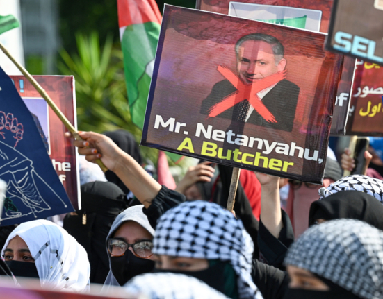 U.S. Pressures UK to Maintain Legal Challenge Against ICC's Arrest Warrant for Netanyahu