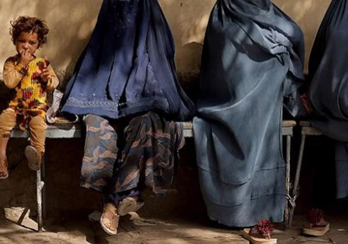 US Envoy Stresses Taliban Must Respect Women's Rights to Gain International Recognition