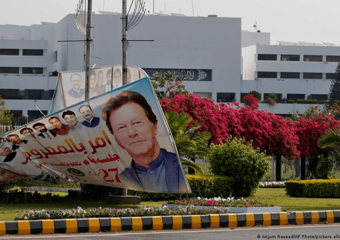 The Outlook for the Political Crisis in Pakistan