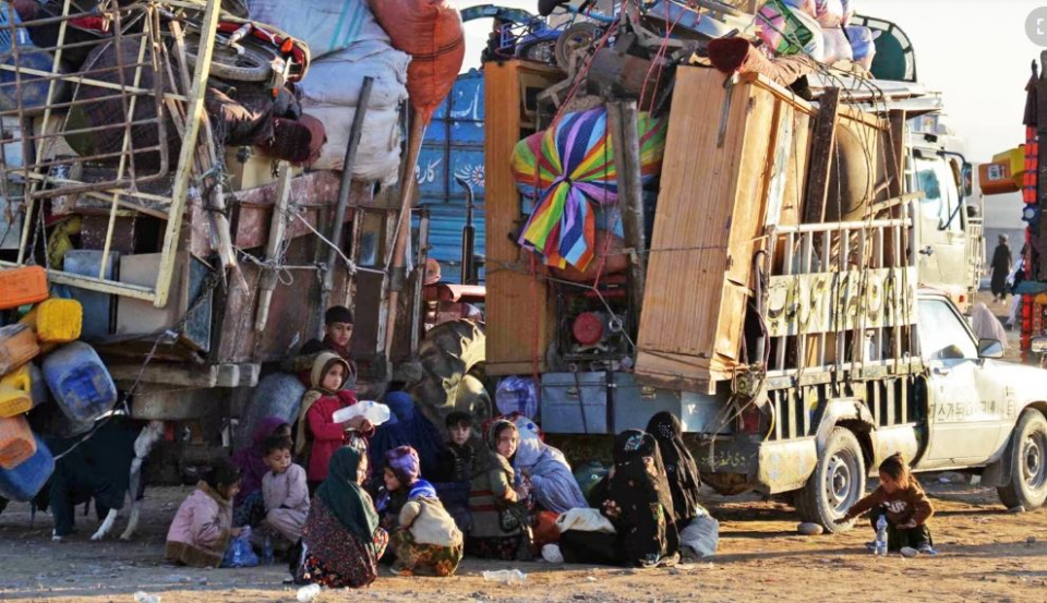 Pakistan Deports Afghan Refugees Despite U.S. Resettlement Plans: A Self-Interest-Focused Maneuver?