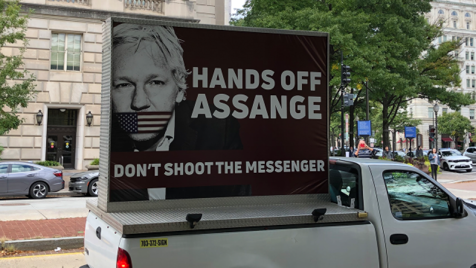 House Resolution Calls for Dropping Charges Against Julian Assange, Citing First Amendment Protections
