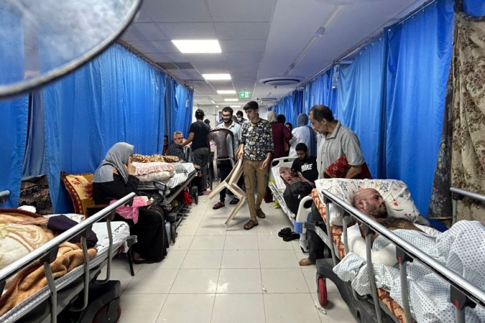 Crisis Unfolds as Power Cut During Israeli Raid Leads to Deaths in Gaza Hospital
