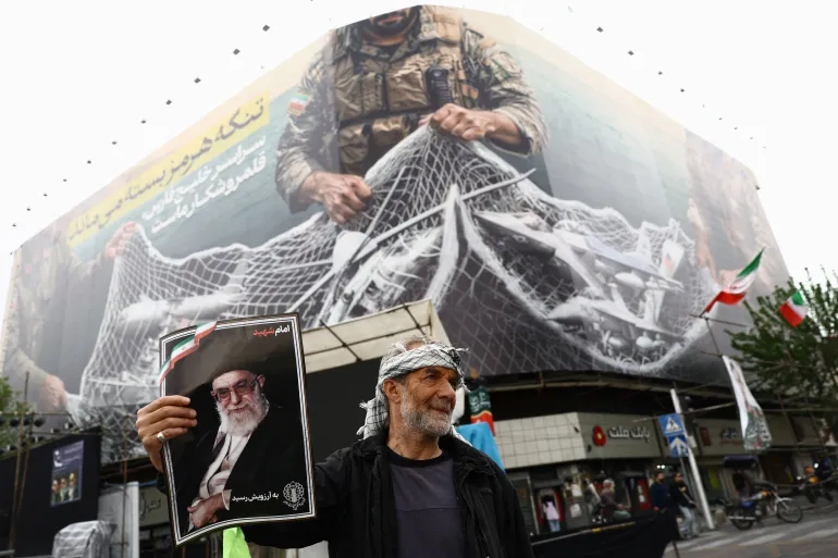 2026-04-12T102646Z_260049698_RC2KNKAW41HI_RTRMADP_3_IRAN-CRISIS-CEASEFIRE-1777597715